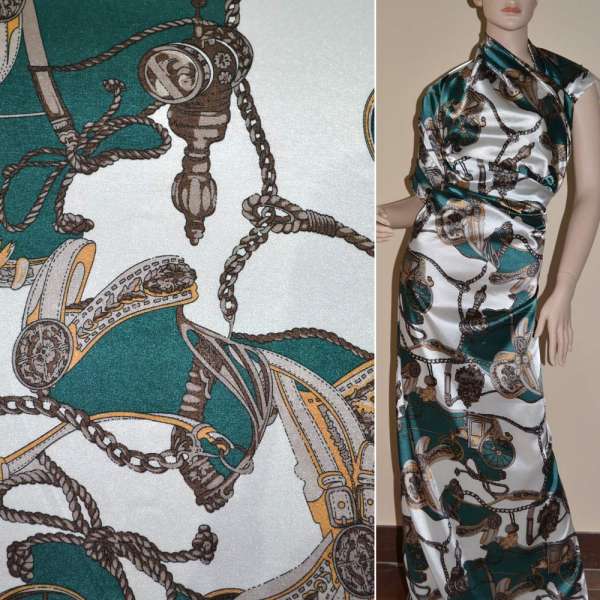 Атлас стрейч молочный с зелеными машинками и цепями ш.120