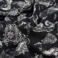 Вискоза жатая черная, белые огурцы, цветы, ш.135