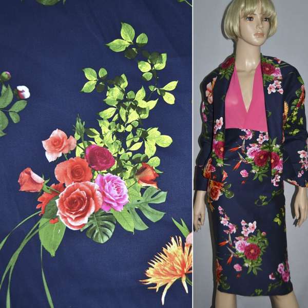 Котон стрейч синій темний з рожево-червоними квітами ш.145