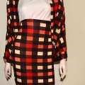 Трикотаж в коричнево-кремову і червоно-чорну клітинку ш.170