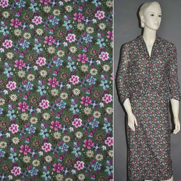 Трикотаж зелений з рожево-блакитними квітами ш.160