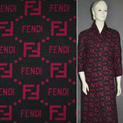 Трикотаж черный с малиновым принтом FENDI ш.160