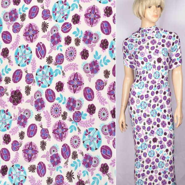 Трикотаж вискозный стрейч молочный с голубыми бордово-черными кругами и цветами ш.148