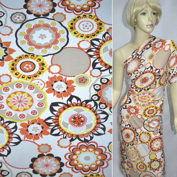 Трикотаж вискозный стрейч белый с оранжево-черно-желтыми цветами и подсолнухами ш.140