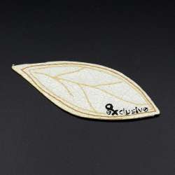 Термоаппликация под кожу листочек 105х45мм бежевый