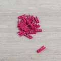 Пришивной декор прищепка малиновая, 25мм
