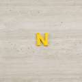 Пришивной декор буква N желтая, 25мм