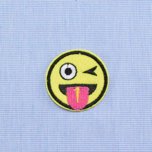 Термоаппликация Смайлик с языком 50х50мм