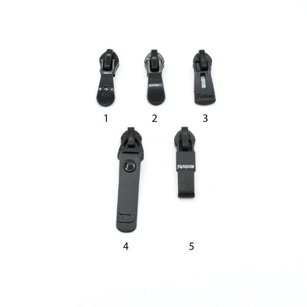 Бегунок на спиральную молнию №7 черный с пластиковым пулером