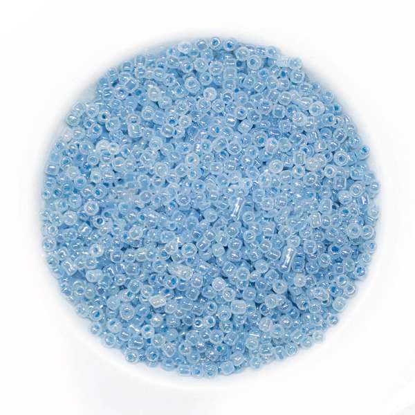 Бісер блакитний