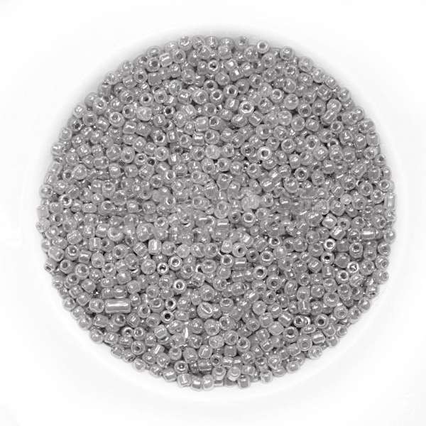 Бисер серый