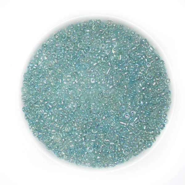 Бисер бледно-голубой хамелеон