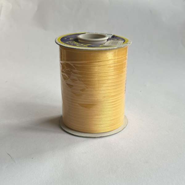 Косая бейка для опта желтая светлая 8009