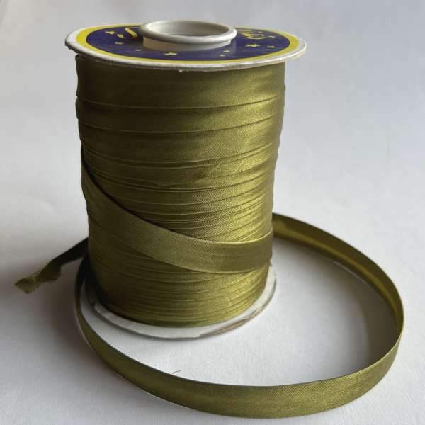 Косая бейка для опта оливковая 8032