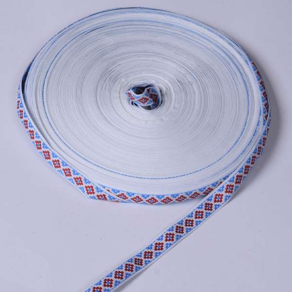 Лента отделочная белая с орнаментом красно-голубым 15мм 13В19Г27