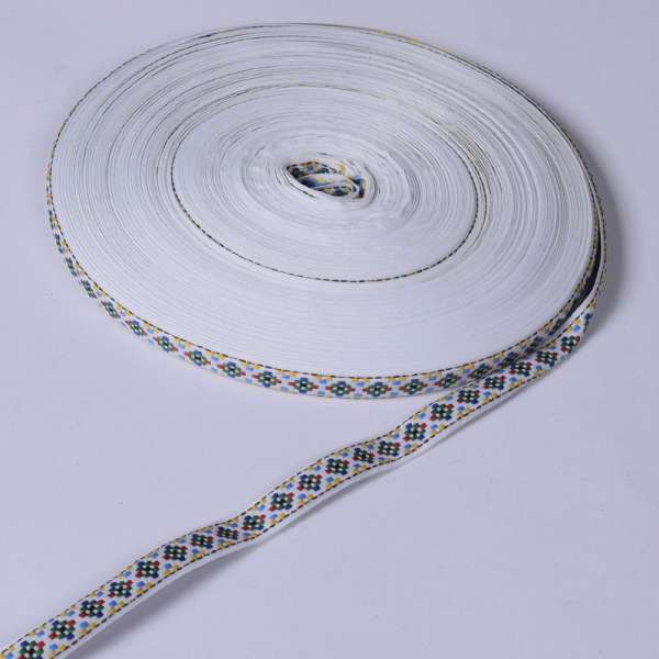 Лента отделочная белая с орнаментом желто-красным 15мм 13В19Г27