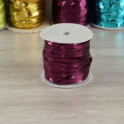 Тесьма-чешуя на нитке в один ряд 5мм фиолетовая