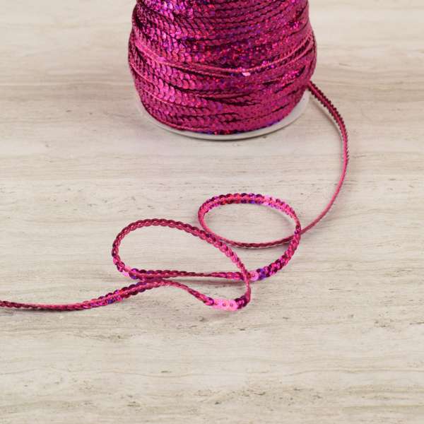 Тесьма с пайетками 3мм малиновая яркая