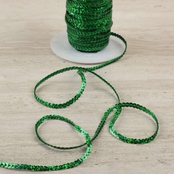 Тесьма с пайетками 3мм зеленая