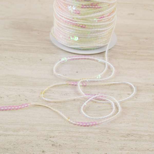 Тесьма с пайетками 3мм белая прозрачная