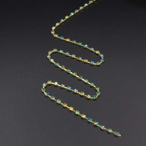 Тесьма со стразами 4 мм радуга 3 мм зелено-голубая золото