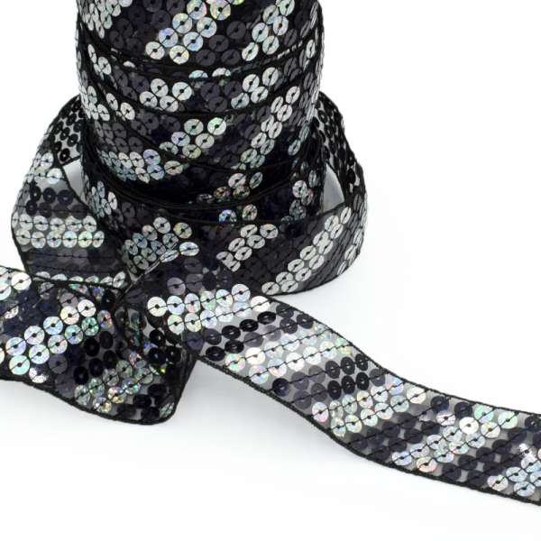 Тесьма с пайетками на капроне 40мм диагональ черно-серебристая