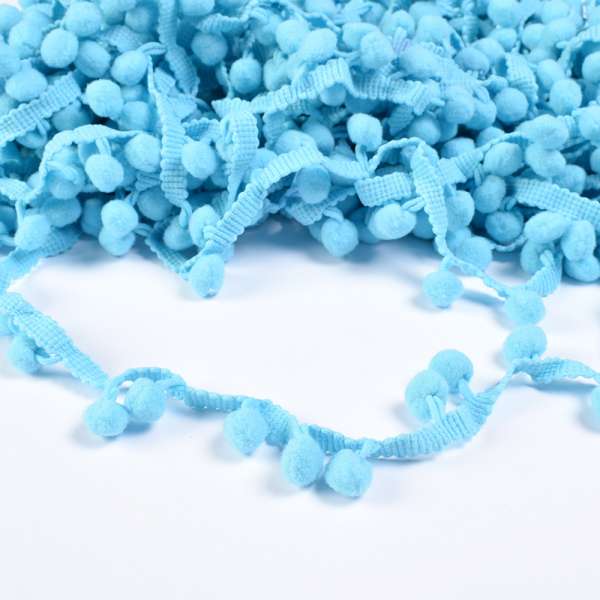 Тесьма с помпонами 10мм голубая