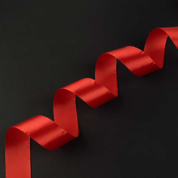 Лента атласная 40мм красная