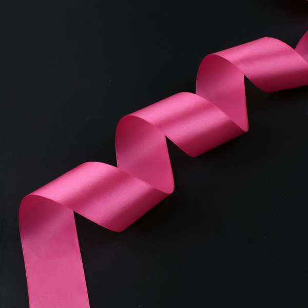 Лента атласная 50мм фуксия
