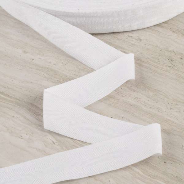 Лента киперная 40мм белая 15В43Г27