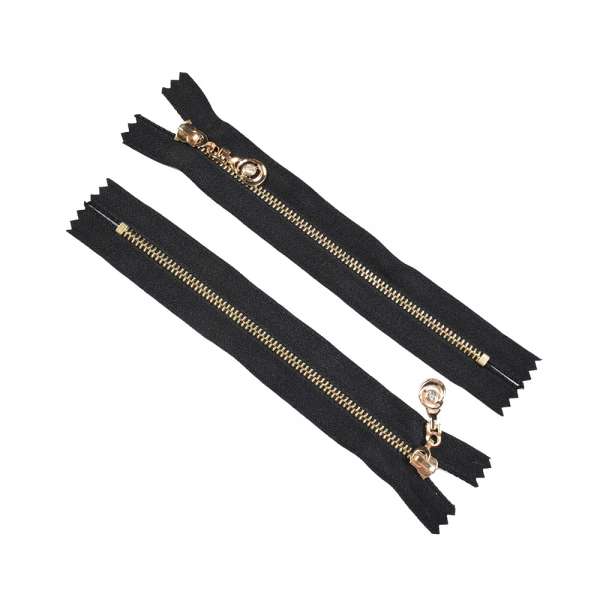 Молния металл М-16 Тип-3 неразъемная х/б бегунок со стразой золото черная