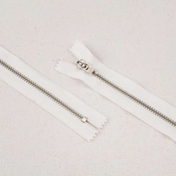 Молния металл М-18 Тип-4 джинсовая неразъемная белая