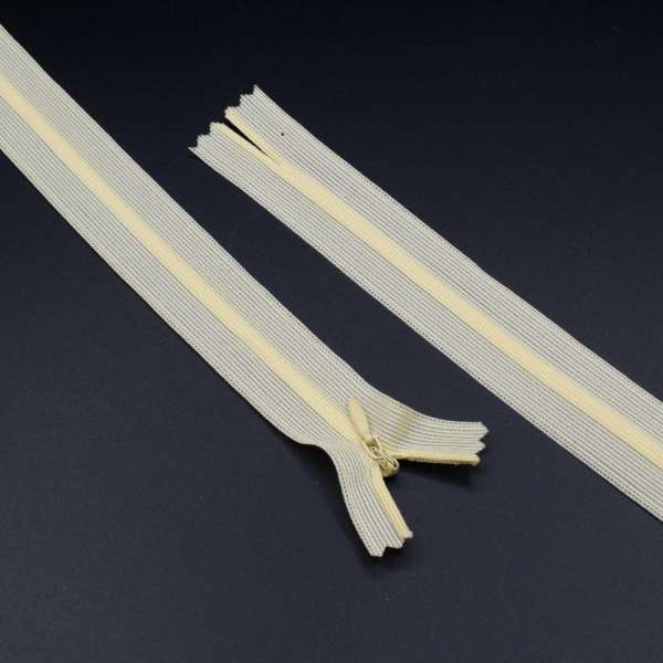 Молния потайная М-30 Тип-3 неразъемная нейлон бежевая светлая