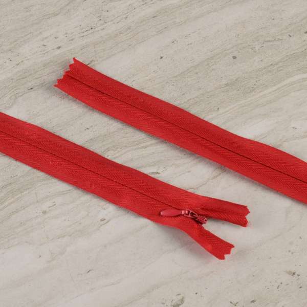 Молния потайная М-17 Тип-3 неразъемная х/б красная