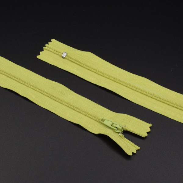 Молния спиральная М-20 Тип-3 неразъемная х/б горчично-зеленая