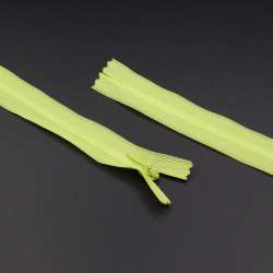 Молния потайная М-20 Тип-3 неразъемная нейлон салатовая