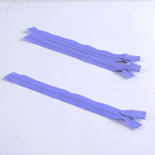 Молния спиральная М-20 Тип-3 неразъемная нейлон фиолетовая