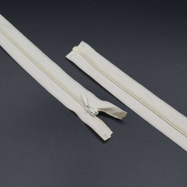 Молния спиральная М-50 Тип-2 разъемная нейлон молочная светлая