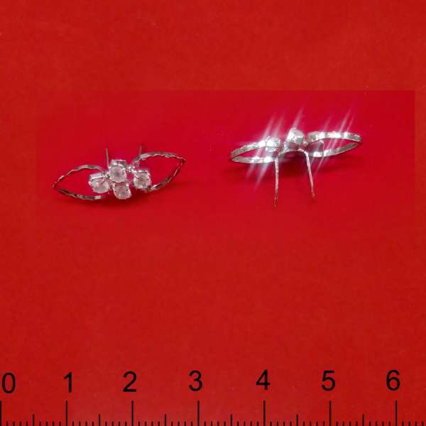 Украшение на прокол со стразами белыми, серебристая