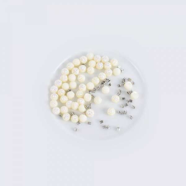 Полусфера с заклепкой 6мм (50шт/упаковка) молочная радужная