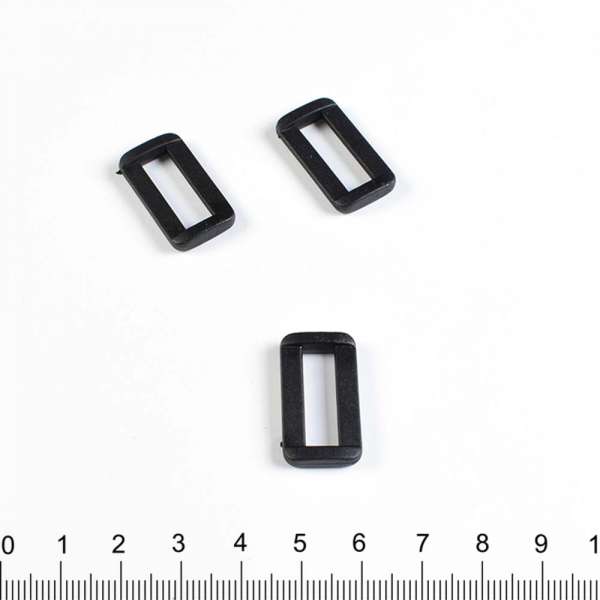 Пряжка рамка 20мм пластик 27х14мм черная
