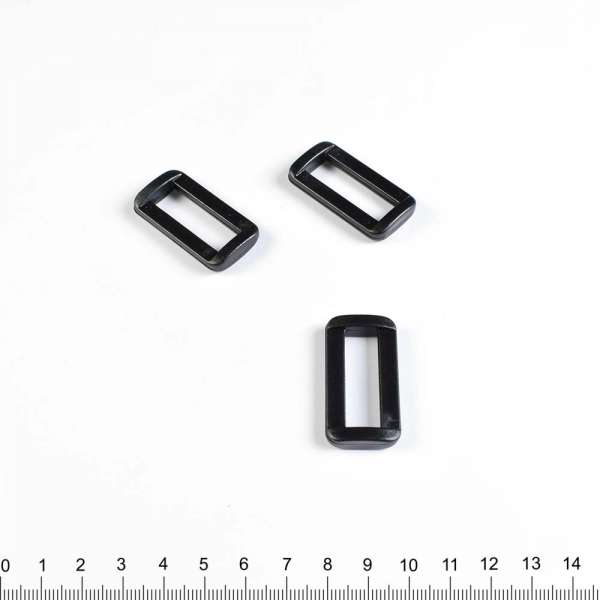 Пряжка рамка 30мм пластик 40х20мм черная