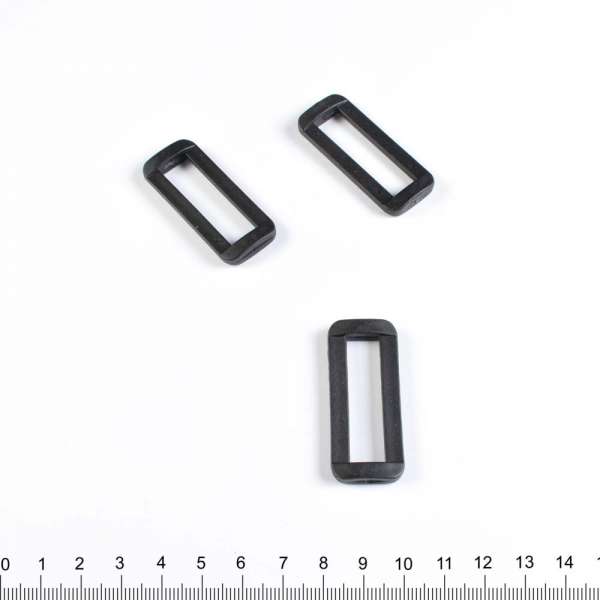 Пряжка рамка 38мм пластик 47х19мм черная