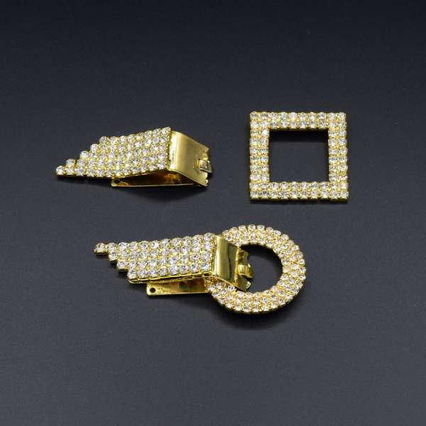 Крючек шубный металл со стразами 70х40мм золото, серебро