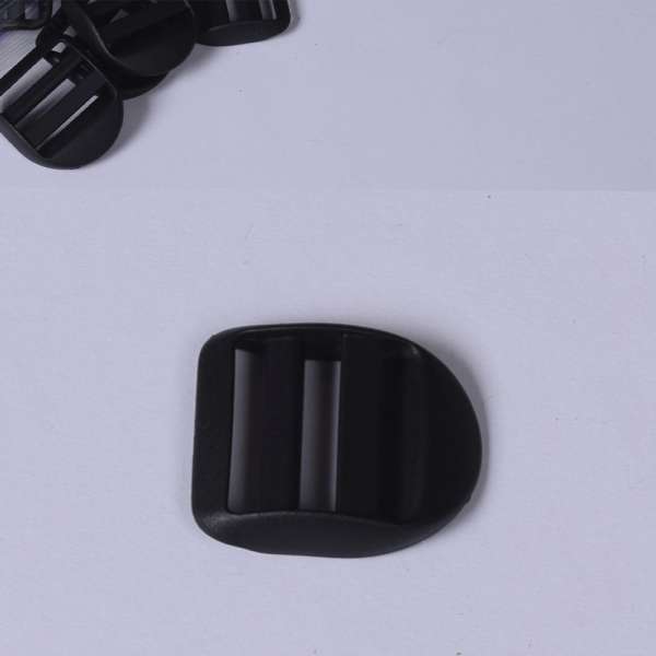 Пряжка трехщелевая 30мм (2М)