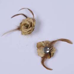 Брошь цветок бежевый 6см