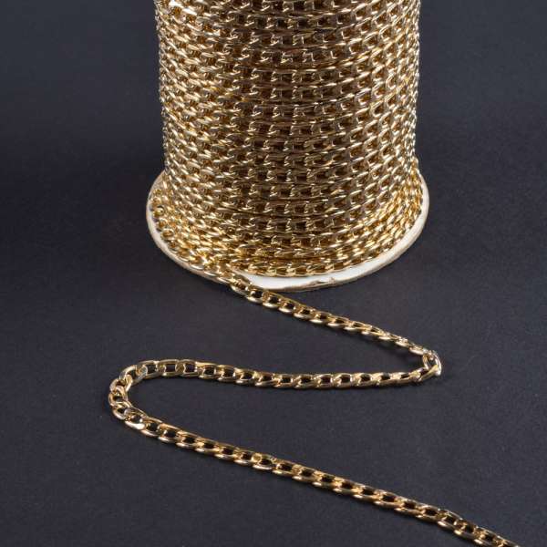 Цепочка металлическая 10х6 мм золотистая светлая