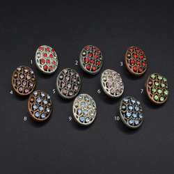 Пуговица на ножке металл овальная с камнем цветным 22х16 мм