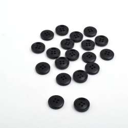 Пуговица черная 15мм на 4 прокола (1003)