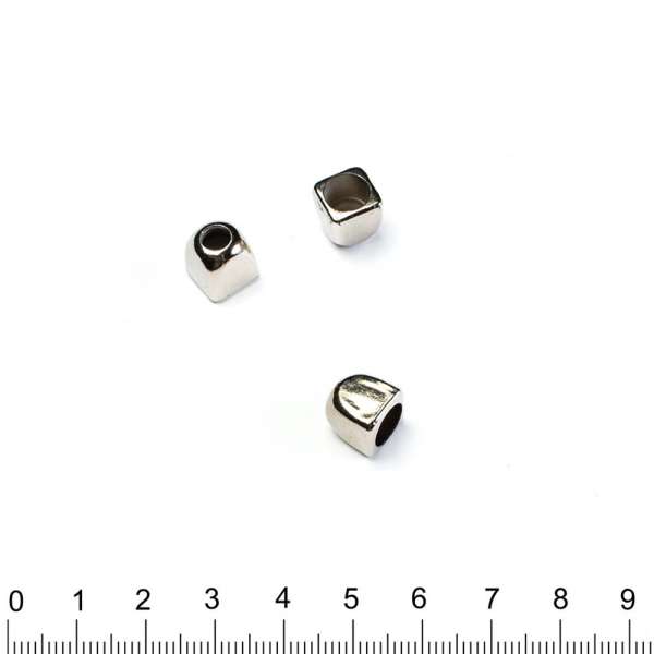 Наконечник под шнур 4мм конус никель